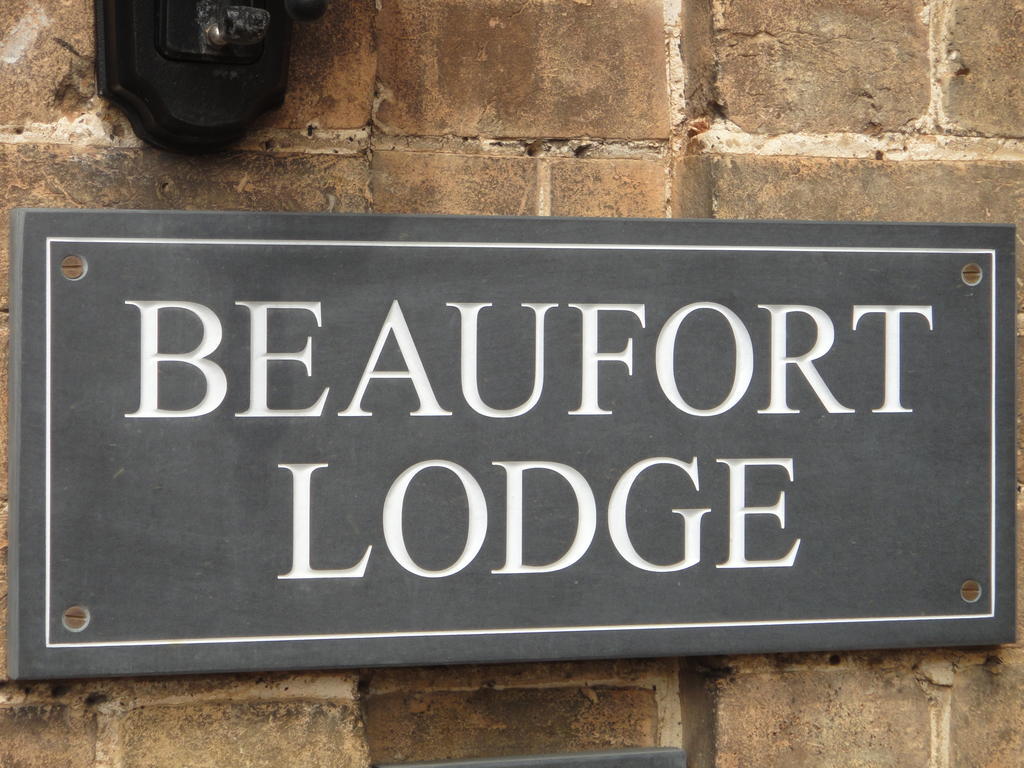 Beaufort Lodge Taunton Exterior foto